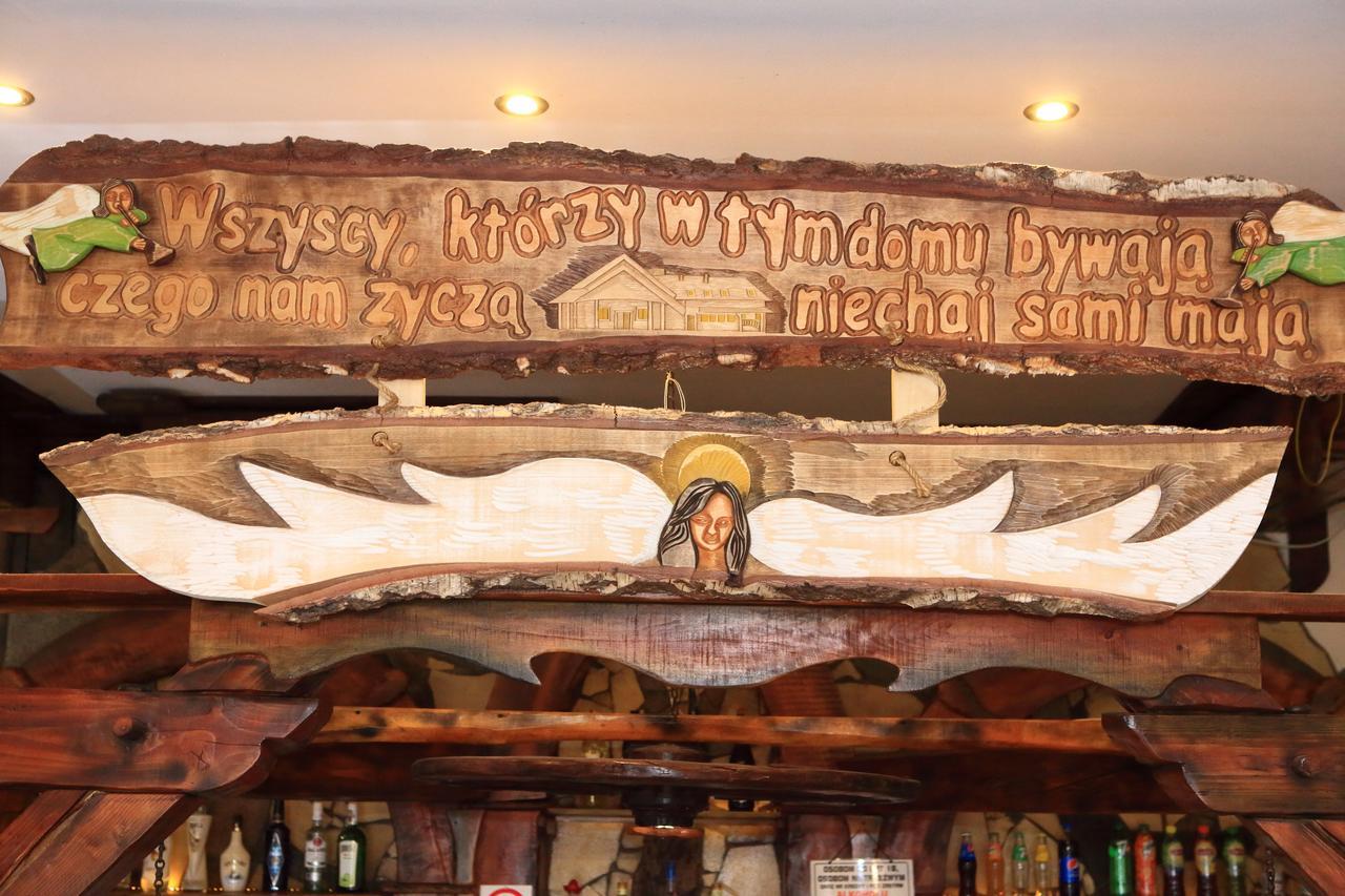 ホテル Gosciniec Legenda Wyszogród エクステリア 写真